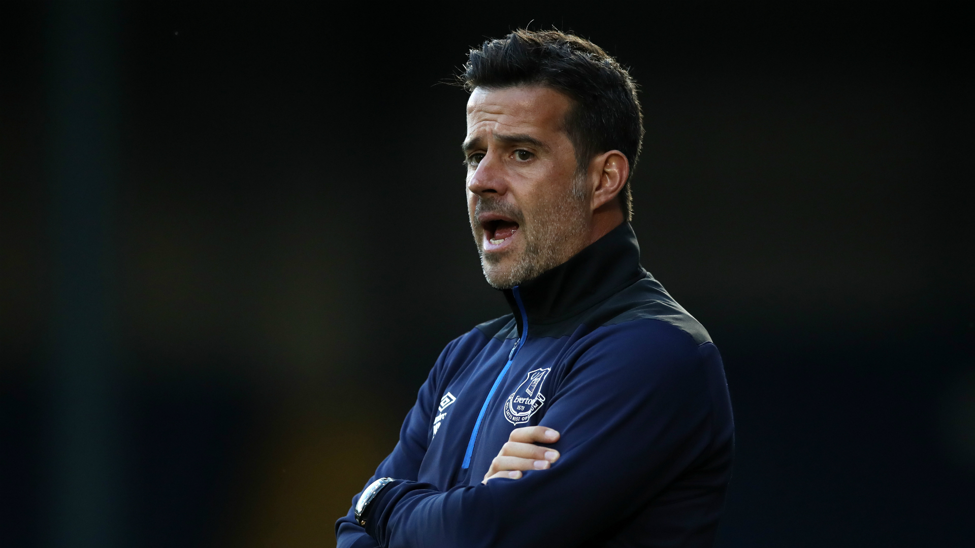 球员并非他 球员并非他